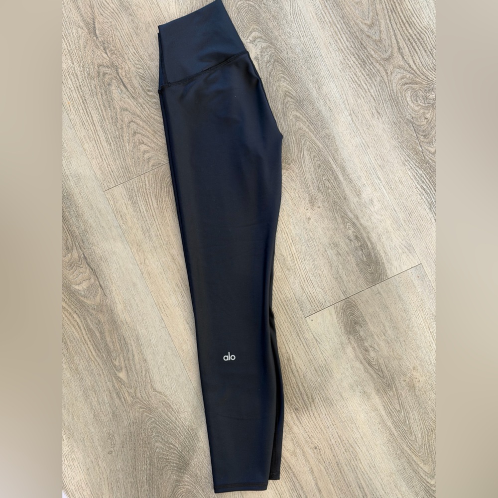 ALO Yoga 7/8 High-Waist Airlift Legging Black Small
